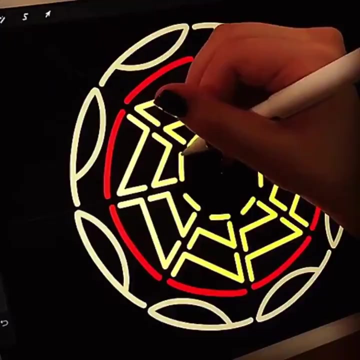 Drawing a pizza sign